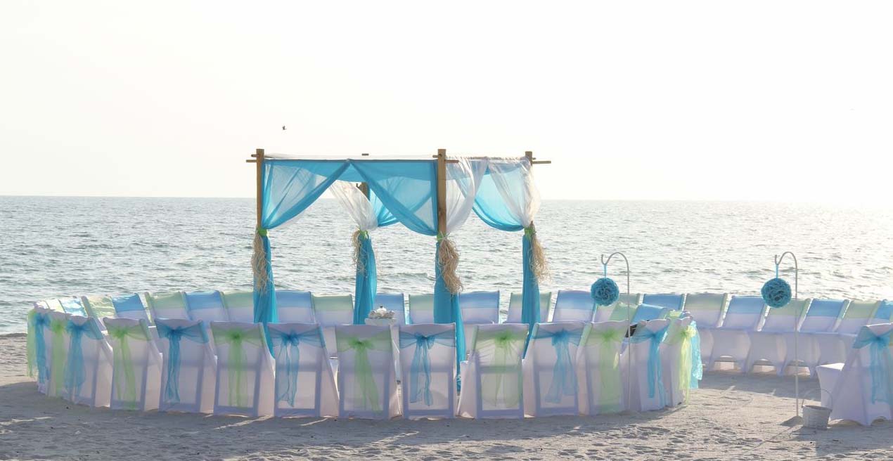beach wedding chairs