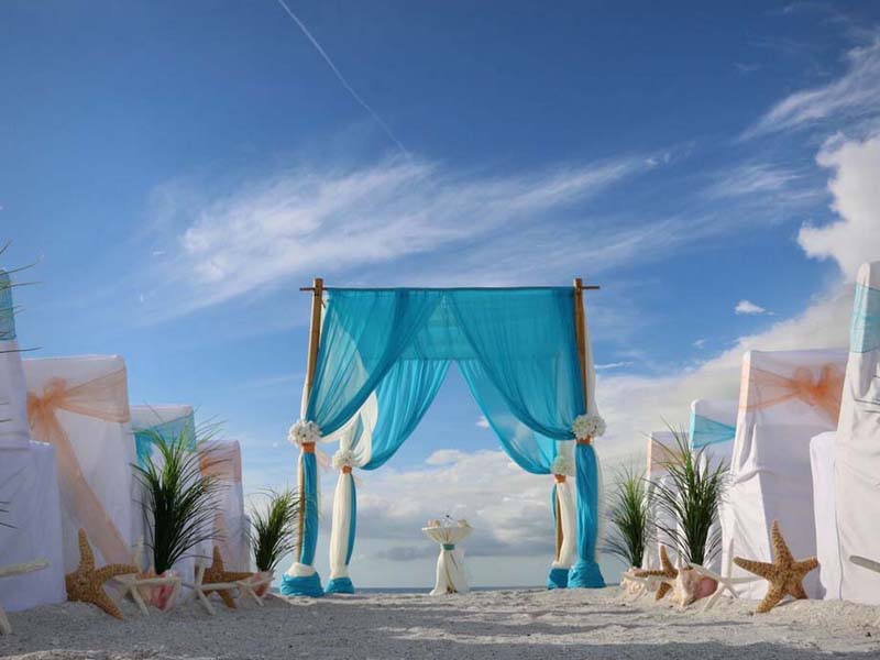 Turquoise beach wedding theme